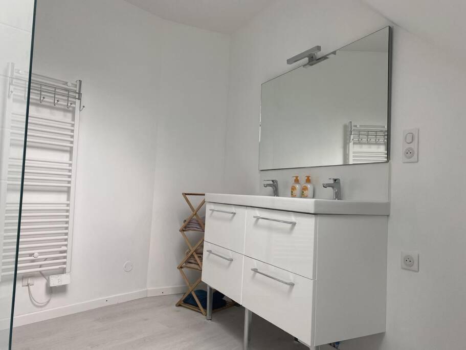 Holiday home Kay Doudou 60m2 - 5 Min Aeroport - Navette - Parking
